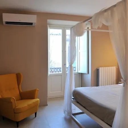 Kalote' On The Roof * Ното